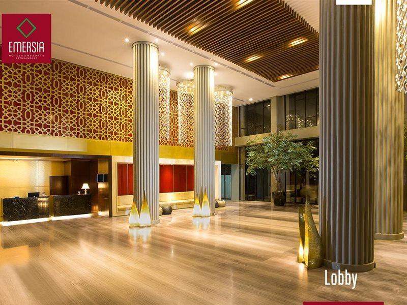 Emersia Hotel & Resort Batusangkar Zewnętrze zdjęcie