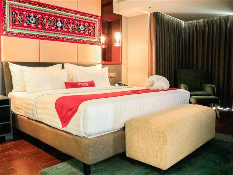 Emersia Hotel & Resort Batusangkar Zewnętrze zdjęcie